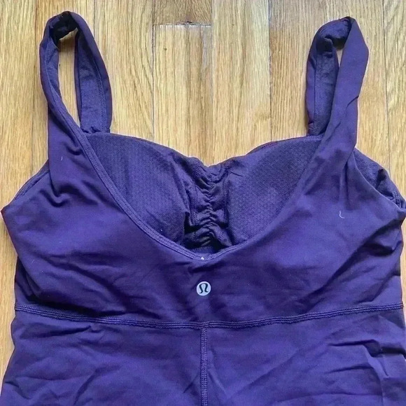 Lululemon Size 8 Tank - Picture 3 of 4
